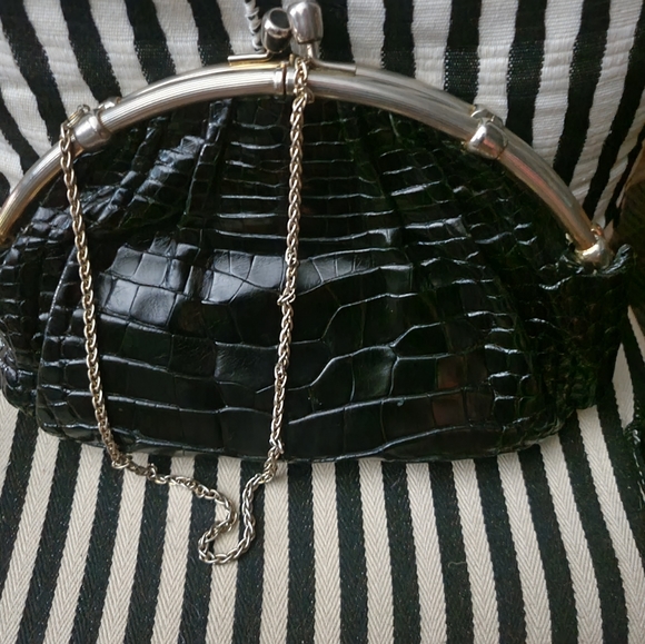 Judith Leiber Large Alligator Clutch - Picture 4 of 9